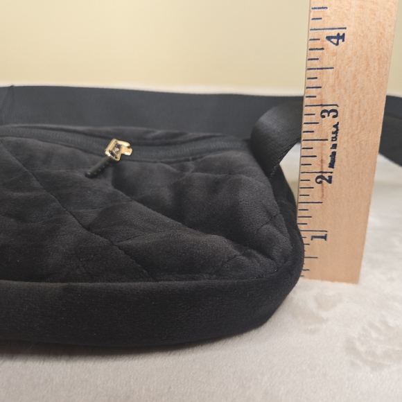Wantable Velvet Quilted Belt Bag Black - Picture 9 of 13